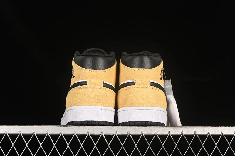 All categories Air Jordan Jordan series basketball shoes Air Jordan 1 Mid Air Jordan 1 Mid AJ1 Joe 1 neutral powder mid-top cultural casual sneakers DX4332-800